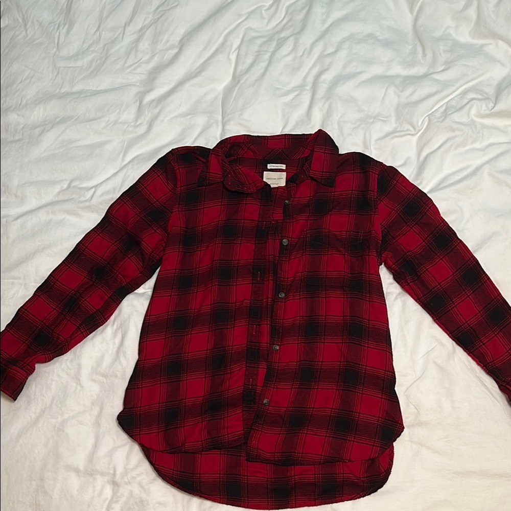 American Eagle Outfitters Red and Black Flannel Button Down